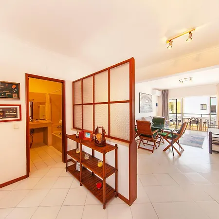 A02 - Casa Topazio In Quarteira