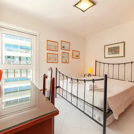 A02 - Casa Topazio In Appartamento Quarteira